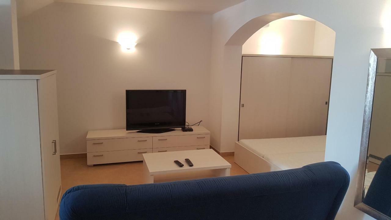 Apartment Katarina 克尔维尼维赫 外观 照片